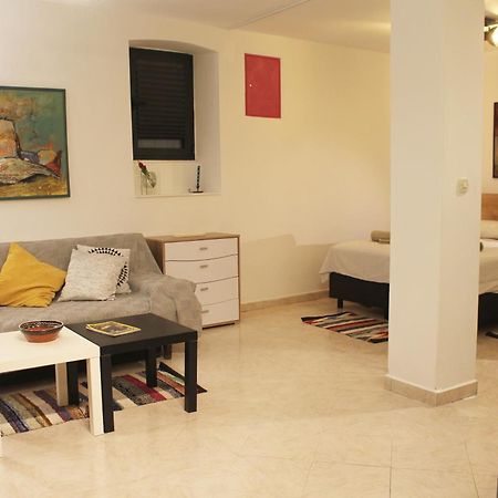 Street Garden Apartment Hvar Town Luaran gambar